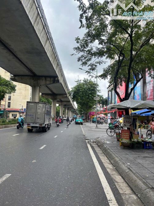 KIỆT TÁC 7 TẦNG THANG MÁY – XUÂN THUỶ, CẦU GIẤY – FULL NỘI THẤT, Ở NGAY – PHÁP LÝ CHUẨN