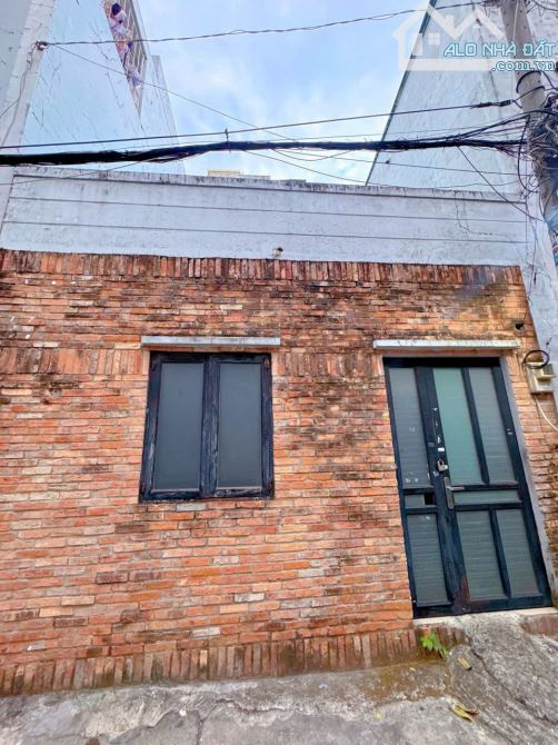 Cho Thuê Nhà Nguyên Căn Hẻm Xe Hơi Đường Thiên Hộ Dương