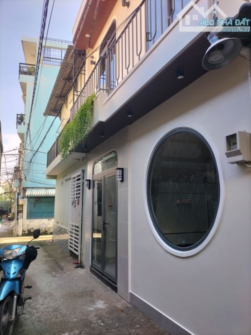 Bán Nhà 2 Tầng Ngang 5.6m Hẻm Thông Huỳnh Tấn Phát, Nhỉnh 4 Tỷ TL
