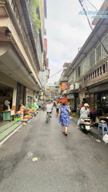 Bán Nhà 5 Tầng Mặt Chợ Phố Phương Mai. Lựa chọn  tốt Cho Quý Khách Kinh Doanh buôn bán.