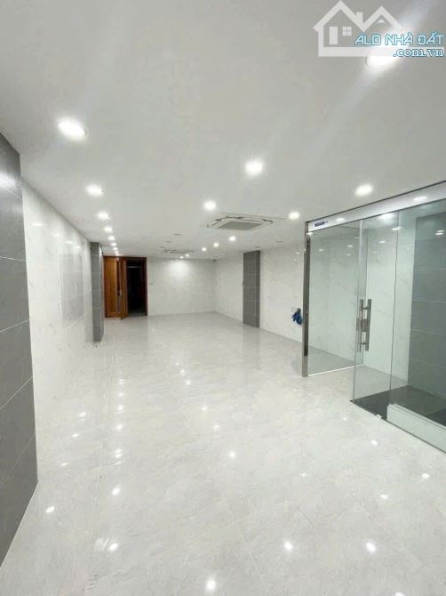 Cho thuê nhà mt 5 tầng có thang máy ninh kiều- cần thơ | dtsd 600m²