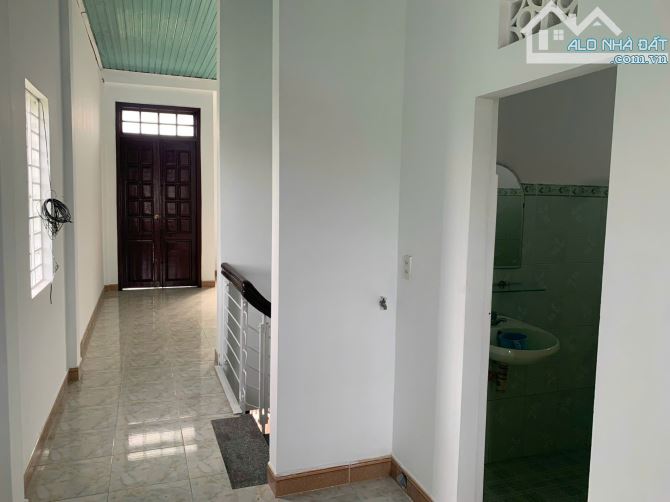 Nhà 2 tầng mặt tiền xóm 2 ngọc anh - pHú Thượng 90m2 giá chỉ 3.1x tỷ