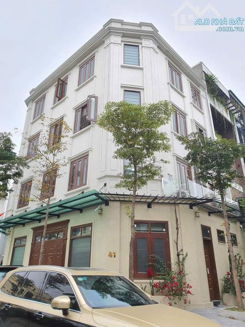 SIÊU PHẨM PHÚ KIỀU 39 TỶ 130m 5 TẦNG MT 30m THANG MÁY LÔ GÓC 3 MẶT ĐƯỜNG KINH DOANH