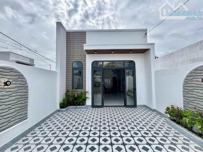 NHÀ CẤP 4 GIÁ SIÊU RẺ CHỈ 400TR SANG TÊN   NHÀ