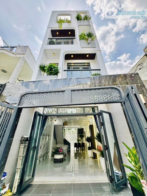CHỦ BÁN NHÀ GẦN CAO ĐẲNG KINH TẾ - BÀ HẠT, P.9, QUẬN 10 - GIÁ 5.59TỶ/66M2 - FULL NỘI THẤT.