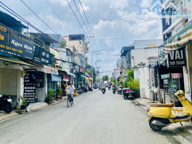 Mặt Tiền Kinh Doanh Hà Đặc - Chợ Chó P.Trung Mỹ Tây DT:4x26m Giá: 8.9 tỷ
