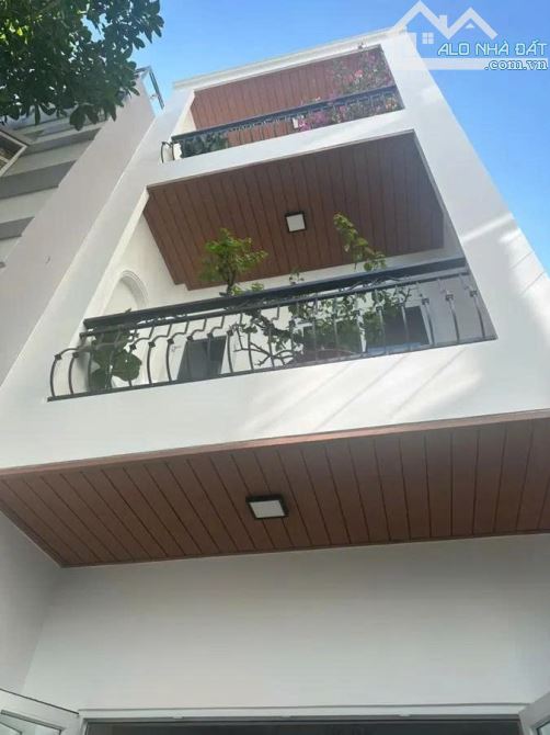 🏠 Bán nhà Tôn Thất Tùng 121m² 3 tầng – 23.3 tỷ – nở hậu 6.8m