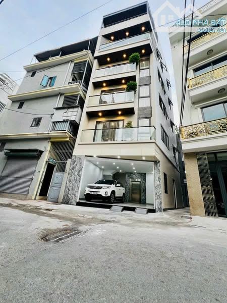 Bán đất Trần Cung  Phạm Văn Đồng, ô tô đỗ cửa, sát phố, xây CHDV cực đẹp, 85m² MT 5m giá 1