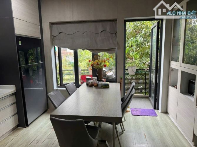 nhĩnh 11 tỷ sở hữu nhà 3 tầng mặt tiền Đỗ Đăng Đệ, Hòa Xuân , Đà Nẵng