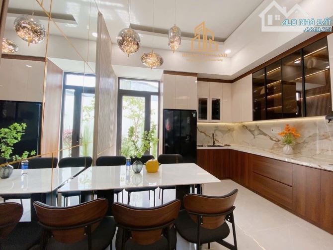 🌻 BÁN CĂN NHÀ MÊ LỆCH ĐƯỜNG THĂNG LONG, DT 5*19, TC 100%, GIÁ 5.1Tỷ