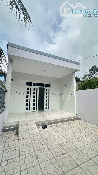 Bán gấp căn nhà Đ.Hồ Văn Tắng - củ chi - 120m2 - 725 Triệu - sổ riêng