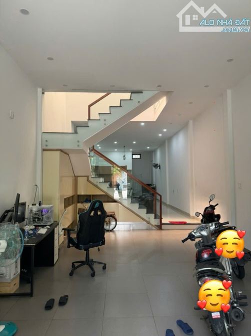 Bán nhà 2 tầng mặt tiền An Dương Vương, 5x20m Hướng Tây Bắc, Nghĩa Lộ, Quảng Ngãi