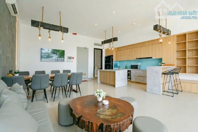 🌟SIÊU PHẨM CĂN NHÀ 5 TẦNG–GÓC 3 MẶT TIỀN HOÀNG SA,SƠN TRÀ-VIEW BIỂN TRỰC DIỆN🌟