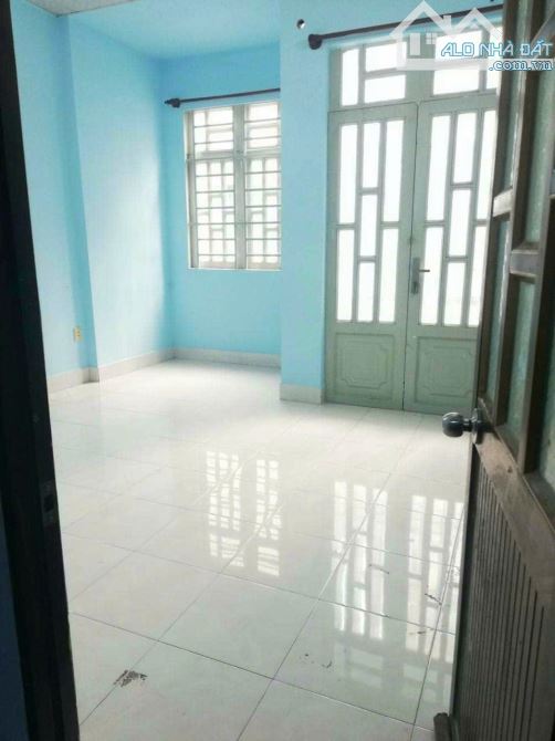 Bán nhà Tân Bình, hẻm rộng đẹp, ngang chuẩn, chỉ 6.x tỷ