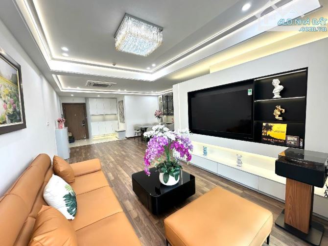 CHUNG CƯ CAO CẤP – LÔ GÓC THOÁNG SÁNG - TẶNG LẠI NỘI THẤT _ 116M2 – 10,3 TỶ.