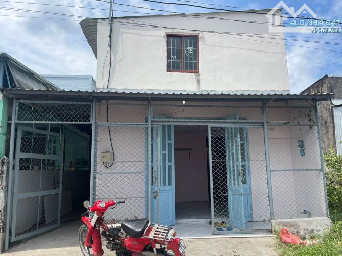 Chú Tám cần tiền ! Bán gấp căn nhà  kèm 5p trọ ở gần KCN Trảng Bàng 146m2 SHR giá 750tr