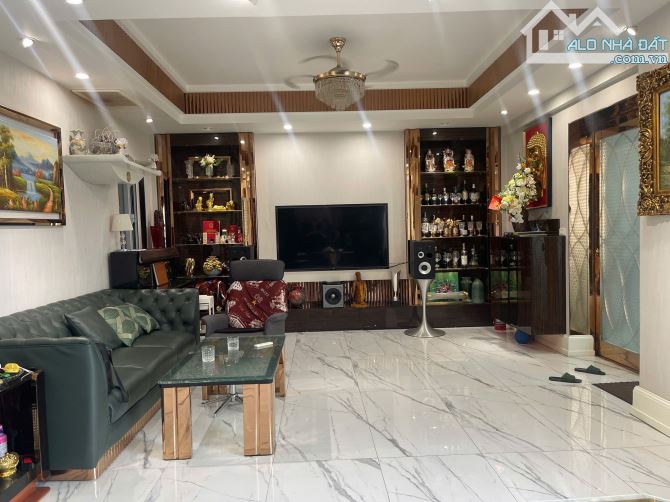 BÁN CHUNG CƯ VIP1, TÒA OCT2 – LINH ĐÀM,  HOÀNG MAI. 124M² – 3PN. 7,25 TỶ