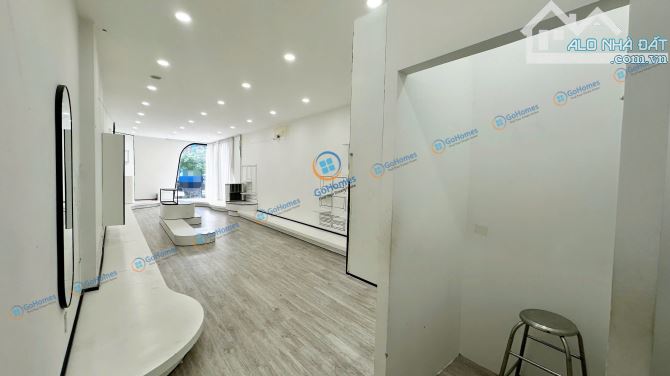 CHO THUÊ NHÀ 2 MẶT TIỀN NGUYỄN VĂN LINH - TRUNG TÂM SẦM UẤT • Diện tích: 100m² (4,5×22m)