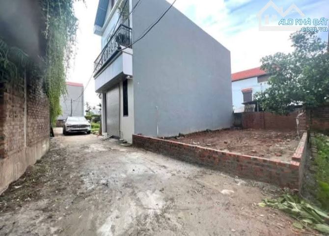 Bán đất Sóc Sơn cách qlộ 3 100 m giá chưa tới 3 tỷ