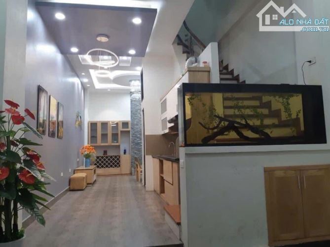💥 Nhà đẹp Nguyễn Đức Cảnh – 44m² x 5 tầng – Ở sướng, kinh doanh tốt –Giá  9.2Tỷ
