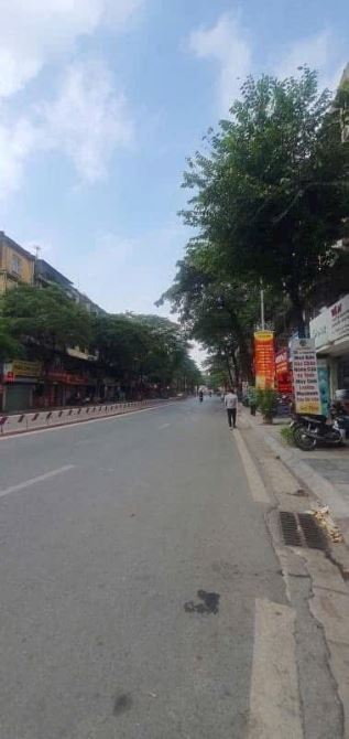 bán nhà Mặt phố Lê Thanh Nghị, Hai Bà Trưng 3 tháng, 1mặt phố, 1 mặt ngõ, vỉa hè rộng DT 6