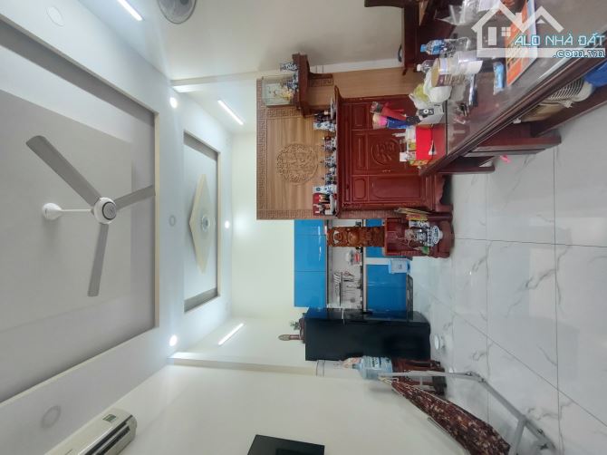MTKD Đông HƯNG THUẬN - 4.5X20M - 6.6 TỶ TL TỐT