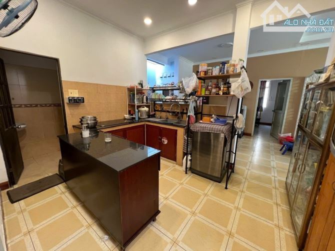 [TRƯỜNG THỌ] BÁN GẤP ĐẤT LỚN 96M², VỊ TRÍ TRUNG TÂM, SÁT CHỢ, XÂY CHDV – GIÁ CHỈ 5X TỶ