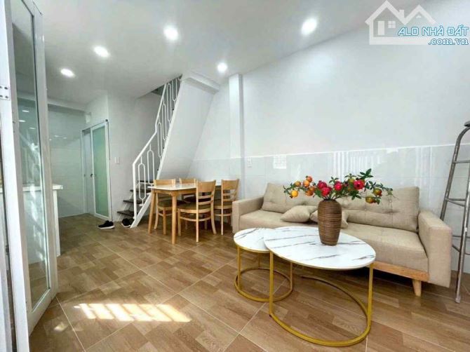 NHÀ 2 TẦNG MỚI ĐẸP – HUỲNH TẤN PHÁT, PHÚ THUẬN, QUẬN 7 – SHR, FULL NỘI THẤT – CHỈ 2,6 TỶ