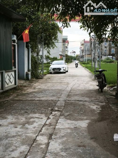 BÁN ĐẤT NGỌC TRÌ TRẠM LỘ THUẬN THÀNH DT 78M,CHỈ 3X TỶ