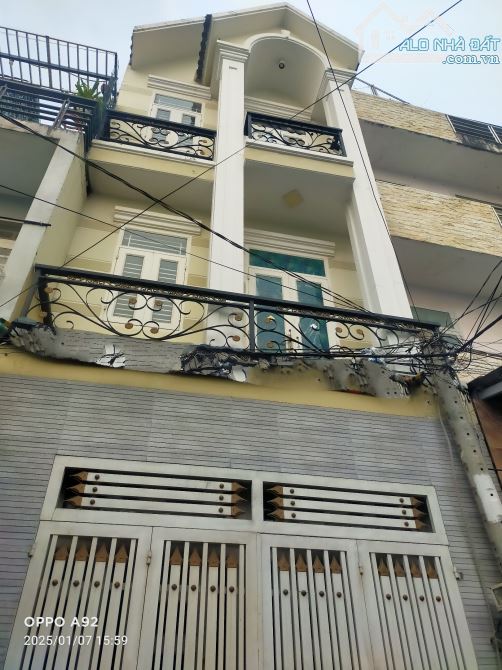 GIÁ TỐT NHÂT  KHU VỰC. CĂN NHÀ NGAY ĐƯỜNG BÌNH TRỊ ĐÔNG  , LÊ VĂN QUỚI
