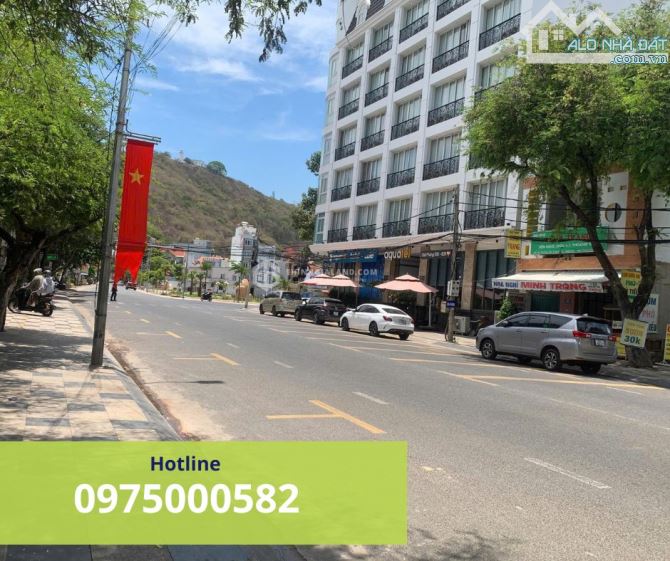 BÁN MẶT TIỀN PHAN CHU TRINH ( DT: 176M2) + 1TR2L + VỊ TRÍ CÁCH BIỂN 400M2 + GIÁ TỐT