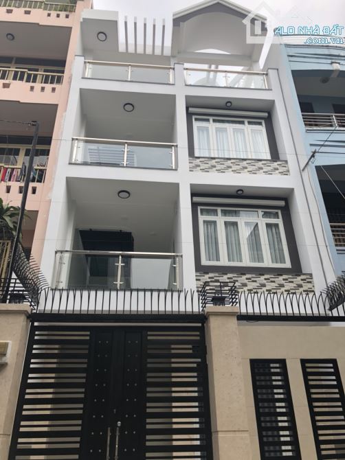 Siêu phẩm ngay Trường Sa,  Q Phú Nhuận , (4.35x14m) 5 tầng, nhà mới đẹp vào ở liền, 15.5tỷ