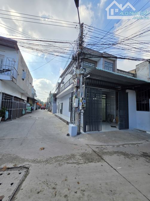 Bán căn góc 1T1L 4.7x16.6m, hẻm Lê Thị Trung p. An Phú kế trường cấp 3