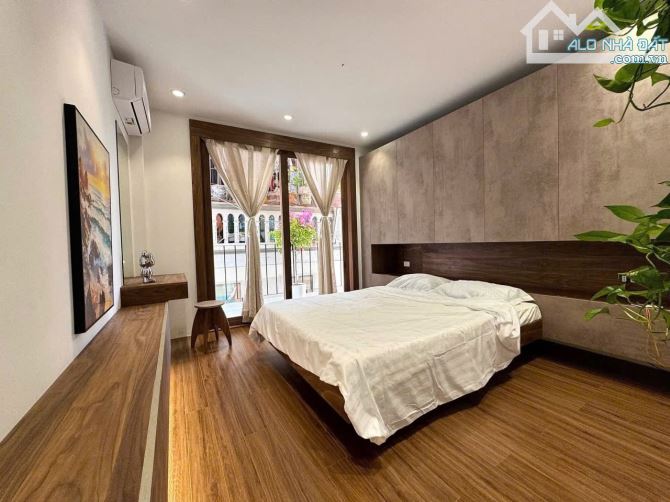 Trương Định 26m 4 tầng, full nội thất, ngõ rộng .