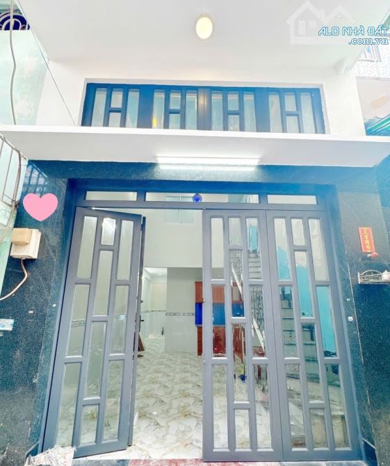 Bán nhà 2 tầng mới đẹp, 36m² (4x9), Liên Khu 10-11, ngay Ngã Tư Bốn Xã, chỉ hơn 3 tỷ