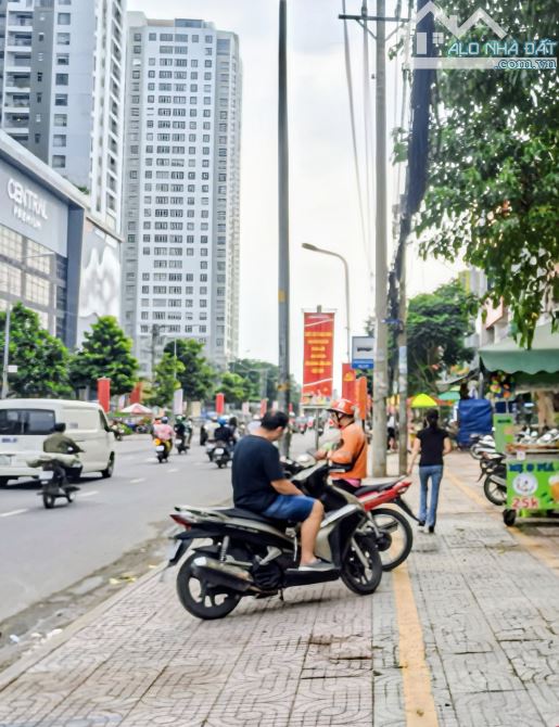 81 M2 - 2 TẦNG - 5.0 TỶ - HXH TẠ QUANG BỬU P.5 Q.8 TP.HCM