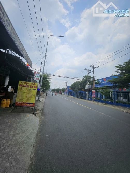 BÁN NHÀ MẶT TIỀN LÊ VĂN KHƯƠNG - THỚI AN - 9X45M NỞ HẬU 12M