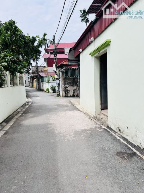 💥GIẢM CHÀO ĐẶC BIỆT💥BÁN ĐẤT GIA LÂM – LÔ GÓC OTO ĐỖ CỬA – GIÁ SỐC 5X / m