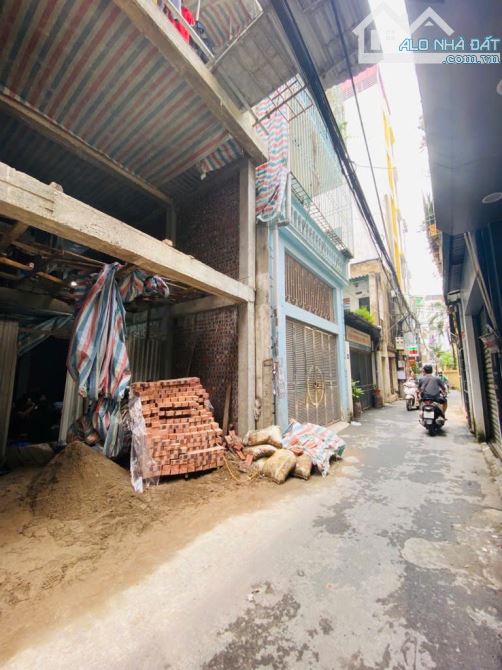 Bán nhà Mỹ Đình CHDV 7 Tầng thang máy 14 Phòng khép kín