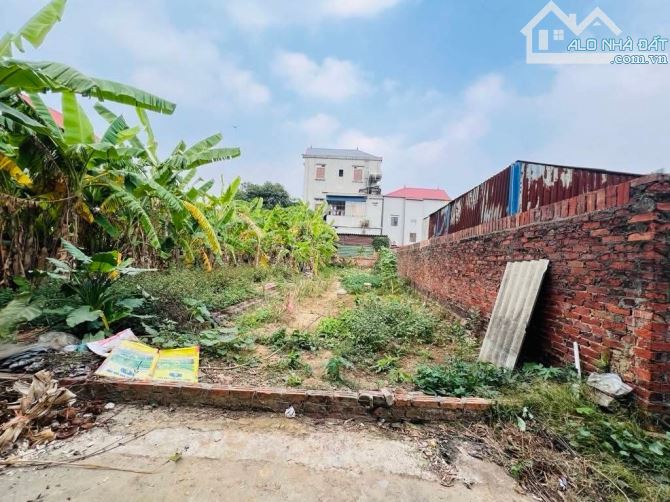 Bán đất Sóc Sơn cách qlộ 3 100 m giá chưa tới 3 tỷ