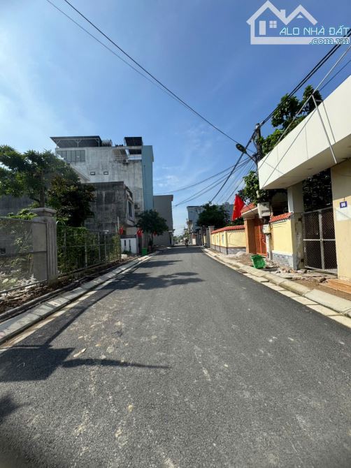Bán Đất 102m2 Trục chính Văn Cú , An Đồng giá chỉ hơn 3 tỷ.