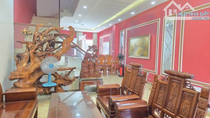 BIỆT THỰ KHANG ĐIỀN , CHỦ GẤP BÁN, có trả giá chủ bán nốt