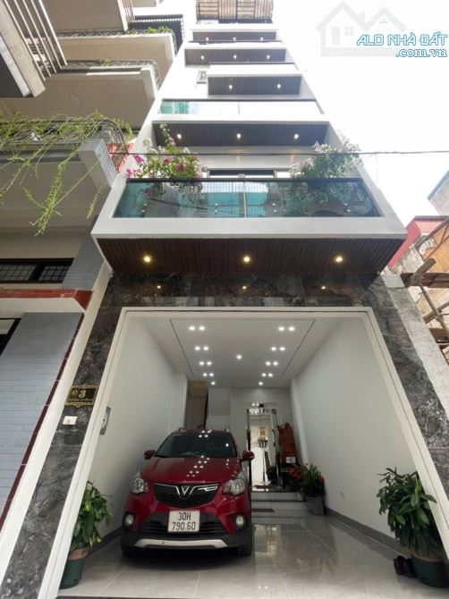 Bán nhà 7T ngõ 548 Nguyễn Văn Cừ, 34m, MT 4m gara oto, thang máy hơn 13 tỷ còn tl. LH