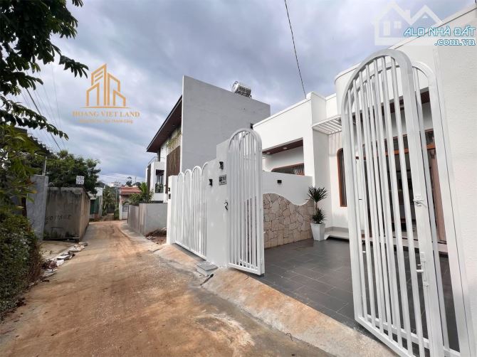 BÁN 2 CĂN NHÀ ĐẸP HẺM 27 TUỆ TĨNH, PHƯỜNG EAKAO, 4x20m, HƯỚNG TÂY, giá chỉ 3,05 tỷ.