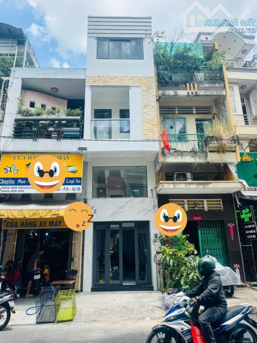 Cần Bán MT Nhật Tảo P8 Q10 gần ngã tư Nguyễn Tri Phương