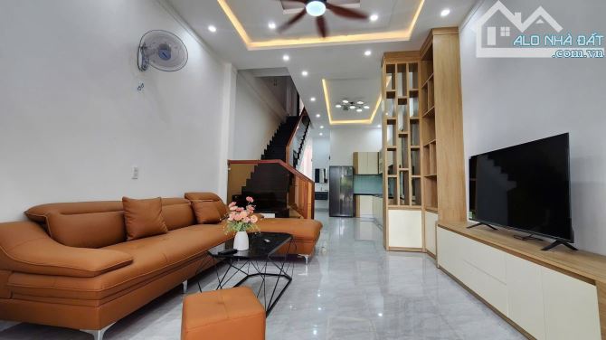 BÁN NHÀ MÊ ĐẸP HẺM 148 VẠN XUÂN, PHƯỜNG BMT, 4x21m, HƯỚNG TÂY, zá chỉ 3,15 tỷ.