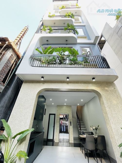 NHÀ ĐẸP LONG BIÊN – PHỐ VŨ ĐÌNH TỤNG – 6 TẦNG THANG MÁY – LÔ GÓC – NGÕ Ô TÔ – NỘI THẤT ĐẸP
