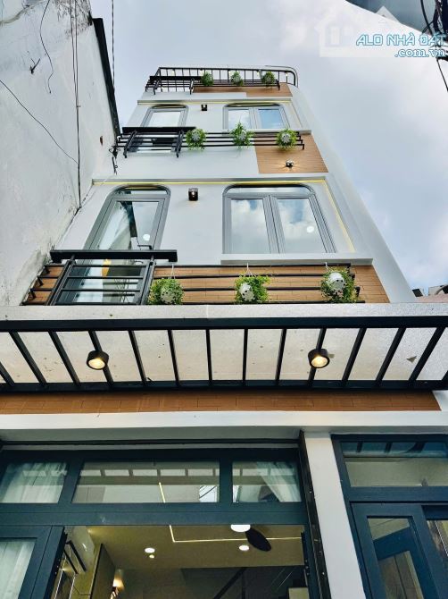 Bán nhà mặt tiền bình thạnh - 4x5m - 4 tầng - 5,5 tỷ