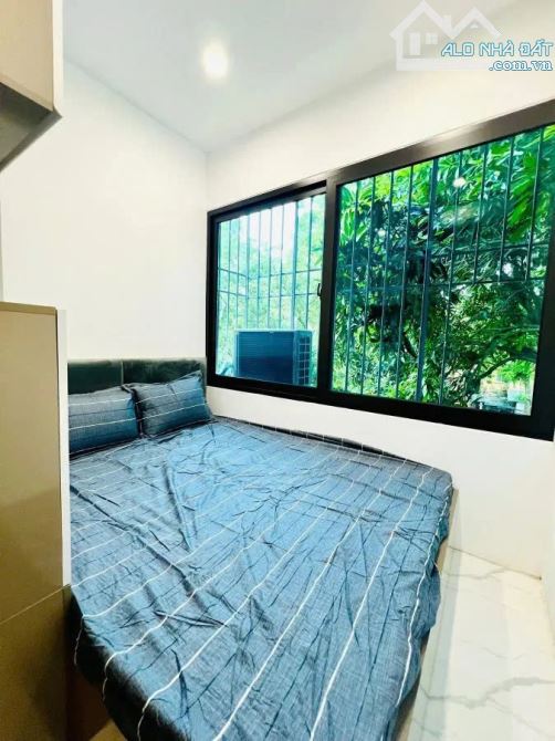 Bán nhà phố Hoàng Văn Thái 40m², MT 6.5m, ô tô tránh vỉa hè, kinh doanh nhỏ, giá 16.2 tỷ