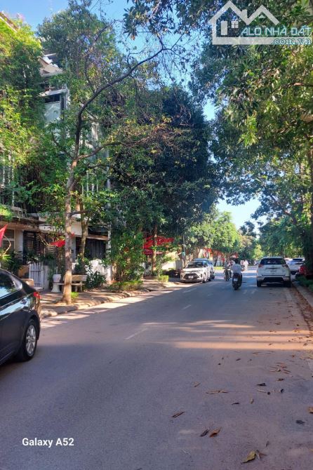 Bán nhà Nguyễn Hoàng - Nam Từ Liêm. LÔ GÓC- NGÕ THÔNG-GARA Ô TÔ. 56m2 5 tầng 19,2 tỷ